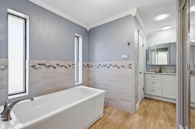 321 Oakview Drive, Double Oak, TX 75077