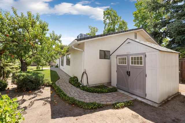 3616 Estate Dr, Stockton, CA 95209