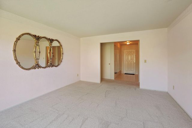 3616 Estate Dr, Stockton, CA 95209