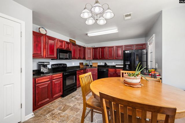 925 Farnsworth Drive, Hopkins, SC 29061