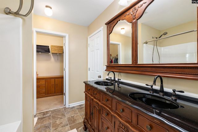 925 Farnsworth Drive, Hopkins, SC 29061