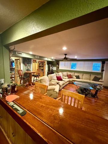 1009 NE 18th Street, Belle Glade, FL 33430