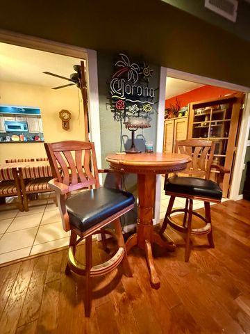 1009 NE 18th Street, Belle Glade, FL 33430