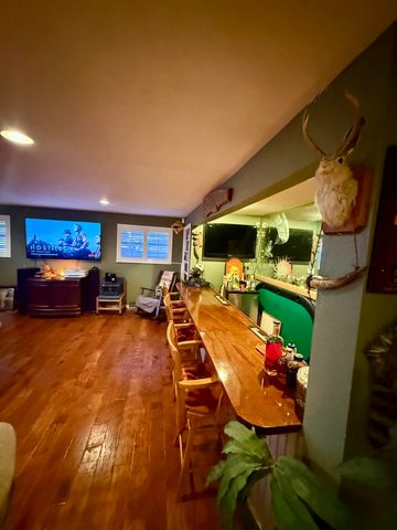 1009 NE 18th Street, Belle Glade, FL 33430