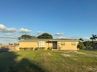 1009 NE 18th Street, Belle Glade, FL 33430