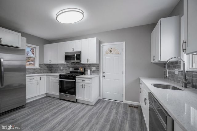 3809 N ROGERS AVE, Baltimore, MD 21207