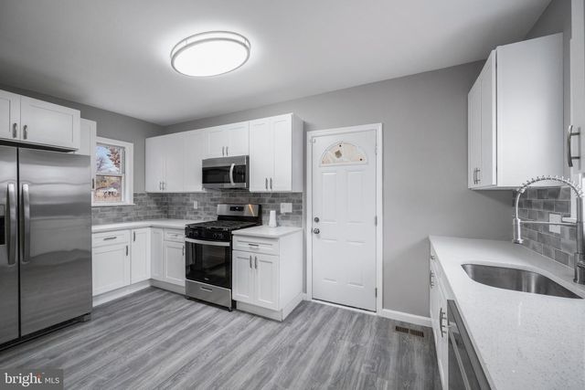 3809 N ROGERS AVE, Baltimore, MD 21207