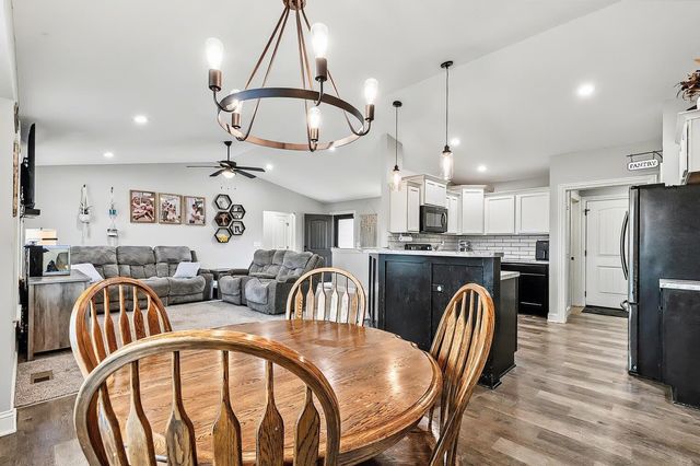 1000 N Casado Ct, Goddard, KS 67052