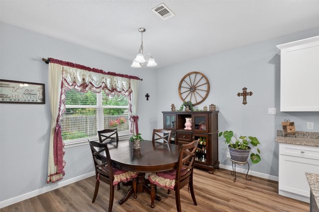 108 Mcanear Street, Cleburne, TX 76033