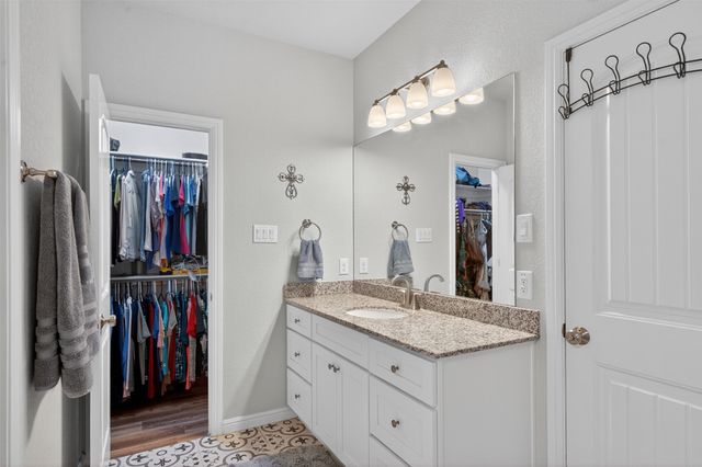 108 Mcanear Street, Cleburne, TX 76033