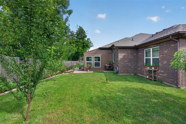 108 Mcanear Street, Cleburne, TX 76033