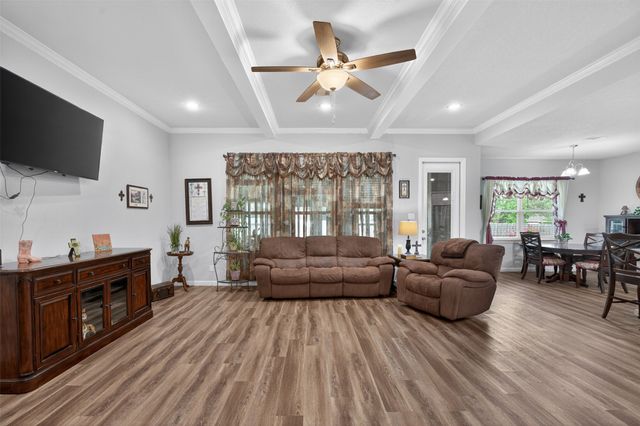 108 Mcanear Street, Cleburne, TX 76033