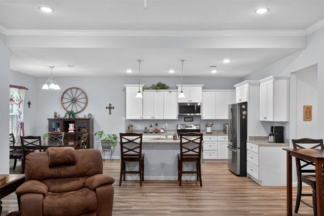 108 Mcanear Street, Cleburne, TX 76033