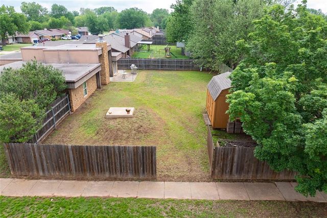 1902 Morren Drive, Norman, OK 73071