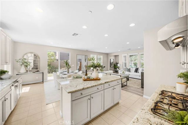 118 Prospect, Irvine, CA 92618