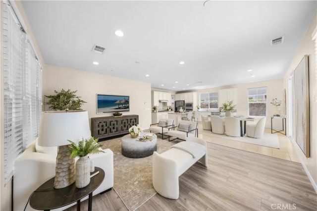 118 Prospect, Irvine, CA 92618