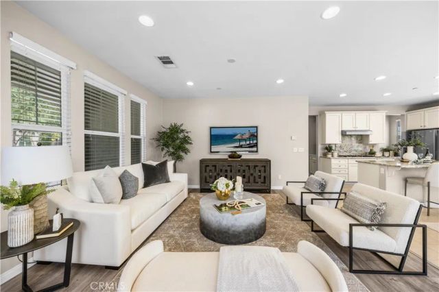 118 Prospect, Irvine, CA 92618