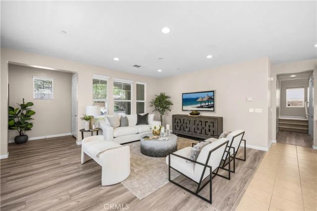 118 Prospect, Irvine, CA 92618