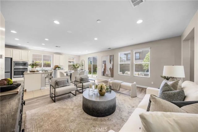 118 Prospect, Irvine, CA 92618