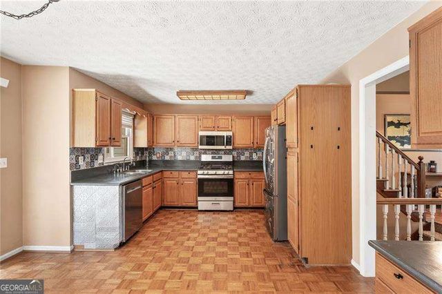 2256 Byron Court SW, Marietta, GA 30064