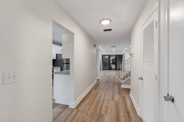 21682 Cypress Road 11C, Boca Raton, FL 33433