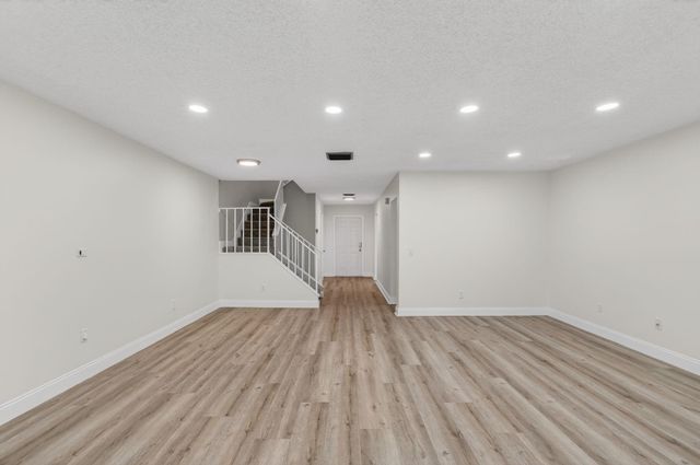 21682 Cypress Road 11C, Boca Raton, FL 33433