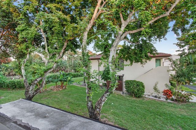 21682 Cypress Road 11C, Boca Raton, FL 33433