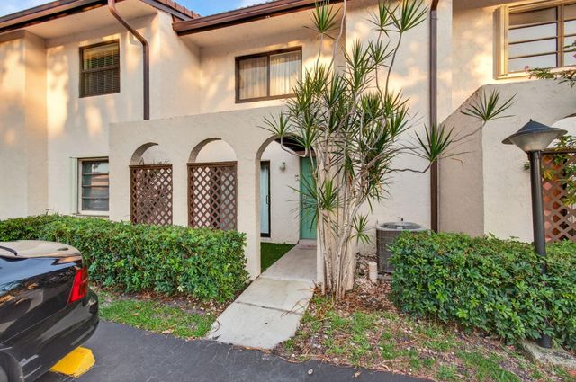 21682 Cypress Road 11C, Boca Raton, FL 33433