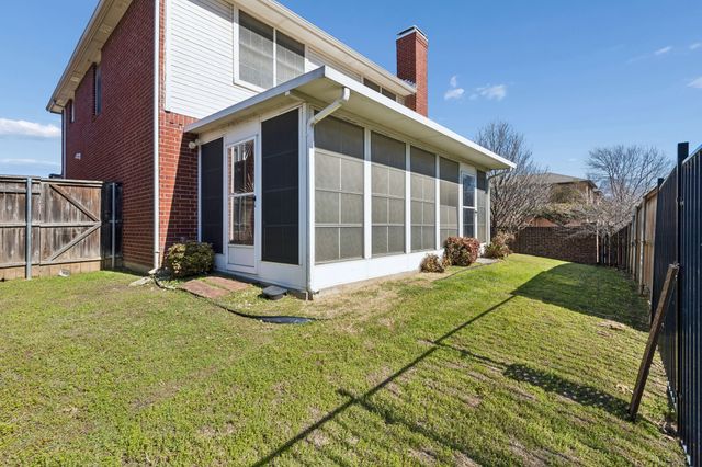 1100 Breezewood Drive, Lewisville, TX 75077
