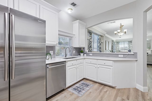 1100 Breezewood Drive, Lewisville, TX 75077