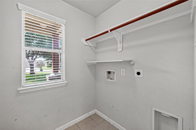 10907 Barker Gate Court, Cypress, TX 77433