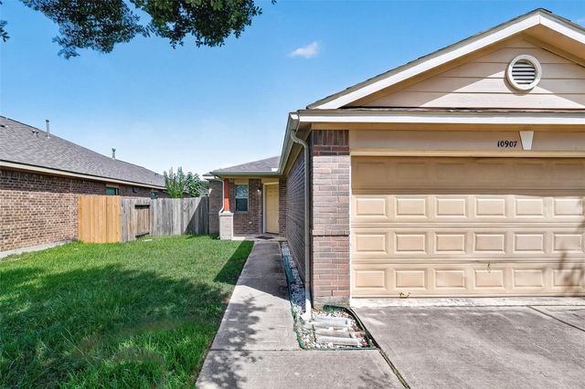 10907 Barker Gate Court, Cypress, TX 77433