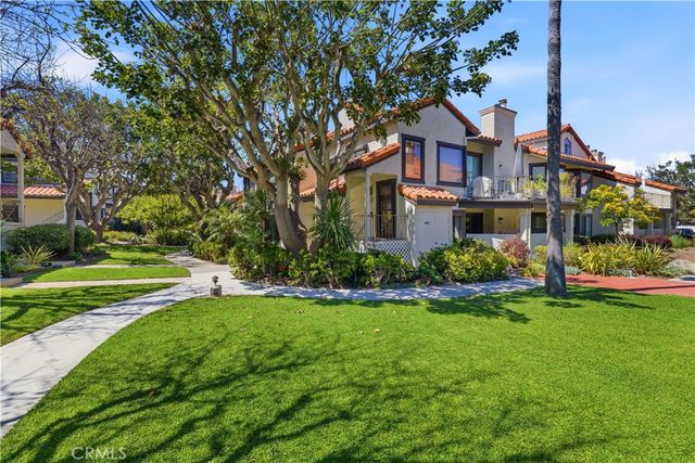 1973 Majorca, Oxnard, CA 93035