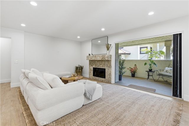 1973 Majorca, Oxnard, CA 93035