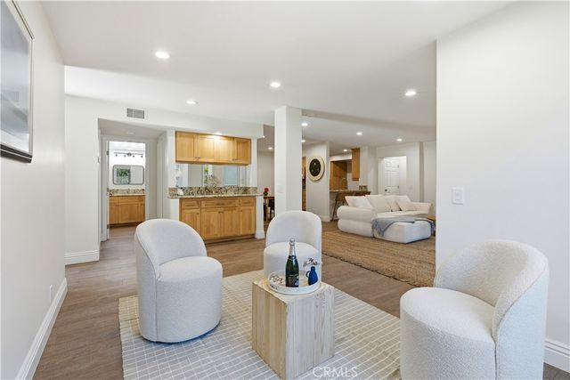 1973 Majorca, Oxnard, CA 93035