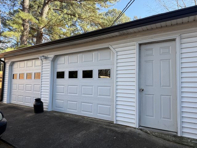 130 Turnpike Ave, Camden, TN 38320