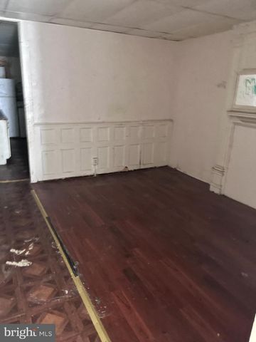 1826 APPLETON ST, Baltimore, MD 21217