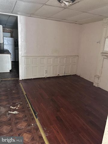 1826 APPLETON ST, Baltimore, MD 21217