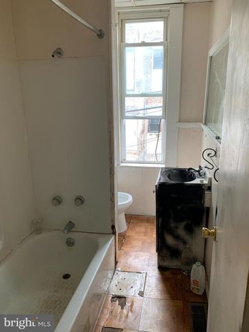 1826 APPLETON ST, Baltimore, MD 21217