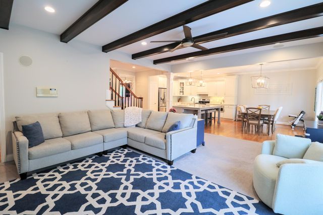 1020 Hillary Terrace, Versailles, KY 40383