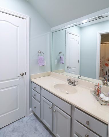 1020 Hillary Terrace, Versailles, KY 40383