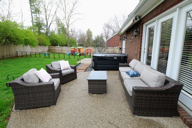 1020 Hillary Terrace, Versailles, KY 40383