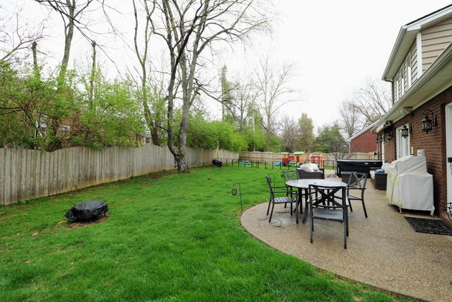 1020 Hillary Terrace, Versailles, KY 40383