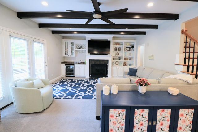 1020 Hillary Terrace, Versailles, KY 40383