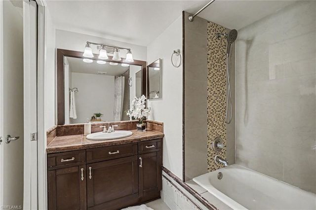 1280 Wildwood Lakes BLVD 106, Naples, FL 34104