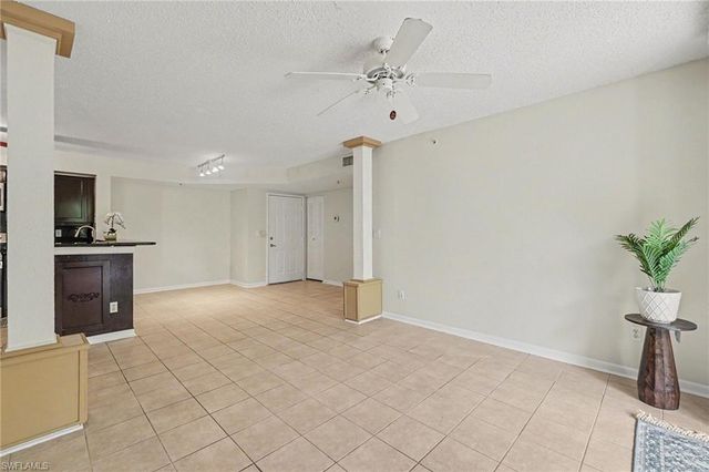 1280 Wildwood Lakes BLVD 106, Naples, FL 34104