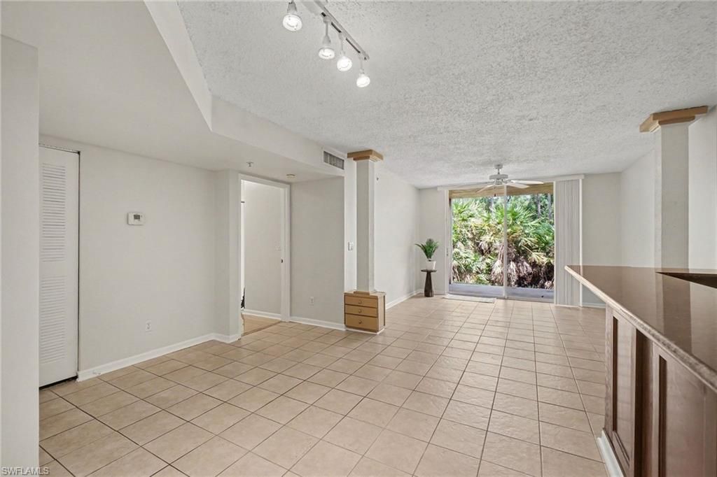 1280 Wildwood Lakes BLVD 106, NAPLES, FL 34104 — photo 3