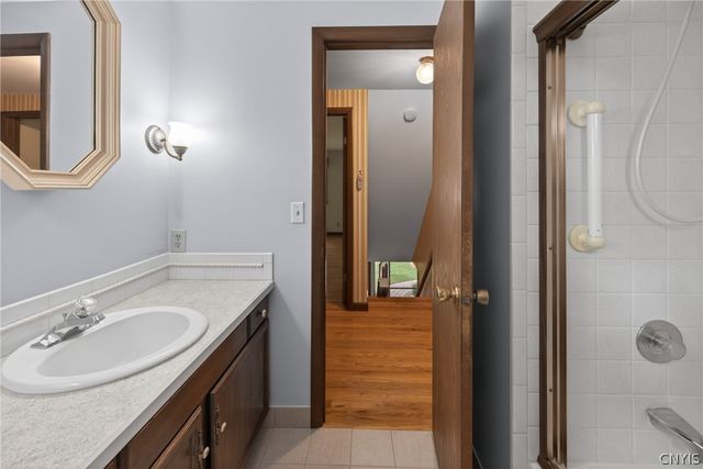 208 Sheatree Lane, Clay, NY 13212