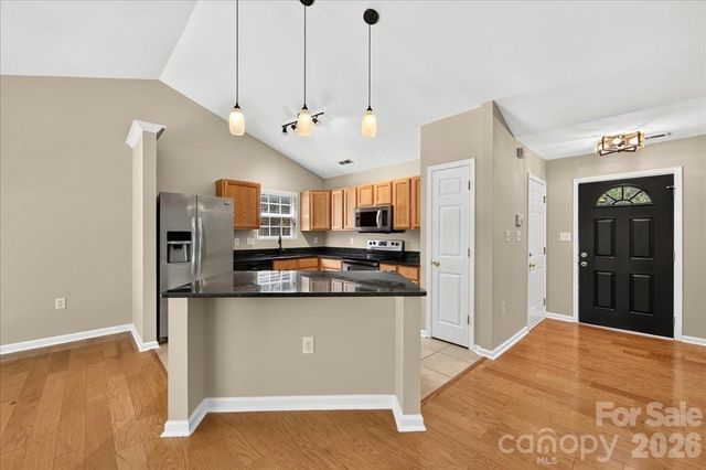8732 Brookstead Meadow Court, Charlotte, NC 28215