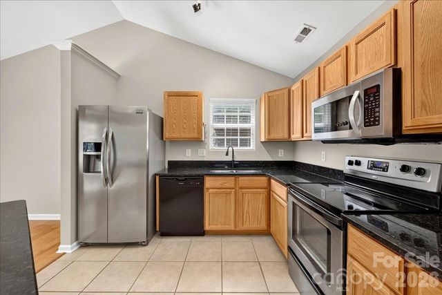 8732 Brookstead Meadow Court, Charlotte, NC 28215